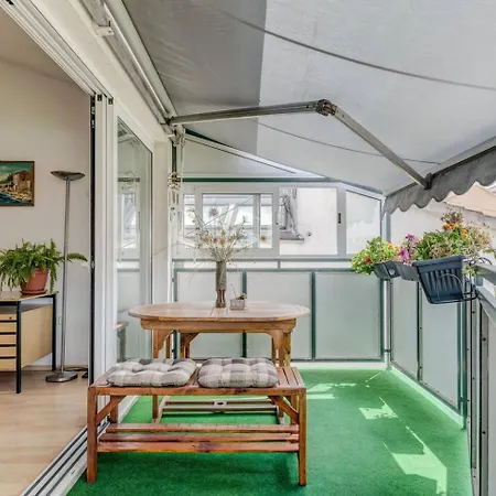 Spacious Rustic 2Br With Terrace & Parking Апартаменты *